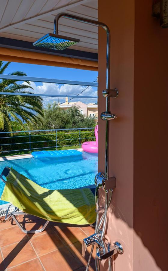 Cozy Small Smart Villa With Private Pool Mikri Mantineia Kalamata Exterior photo