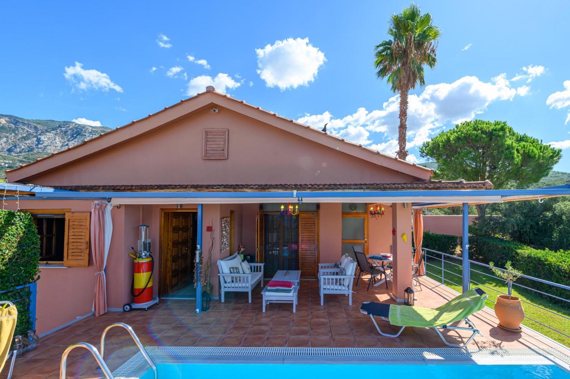 Cozy Small Smart Villa With Private Pool Mikri Mantineia Kalamata Exterior photo
